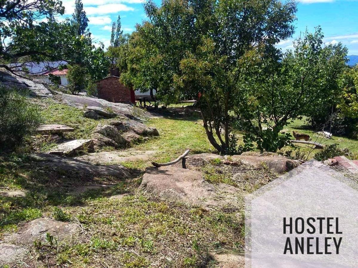 Hostel Aneley Tanti Exterior foto